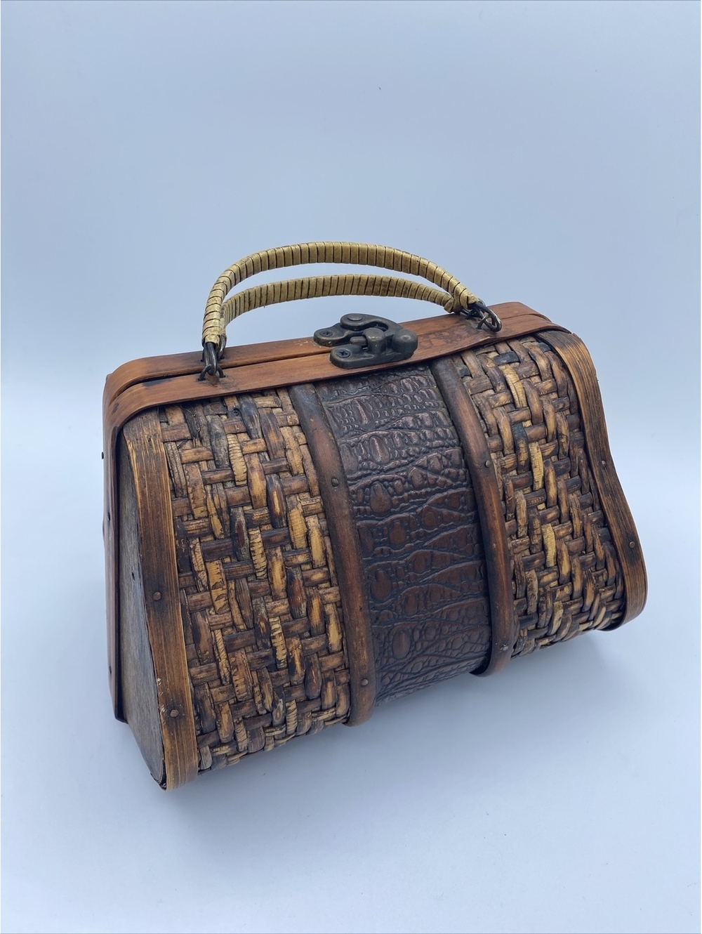 Wood and Woven Bamboo Purse with Faux Reptile Insert and and Brass Latch - Picture 13 of 13